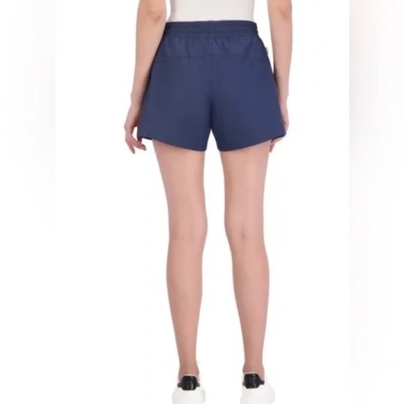 Pacific Trail Ladies' Casual Shorts, 5 Inch Inseam, Navy Blue, XXL NWT - Picture 4 of 13